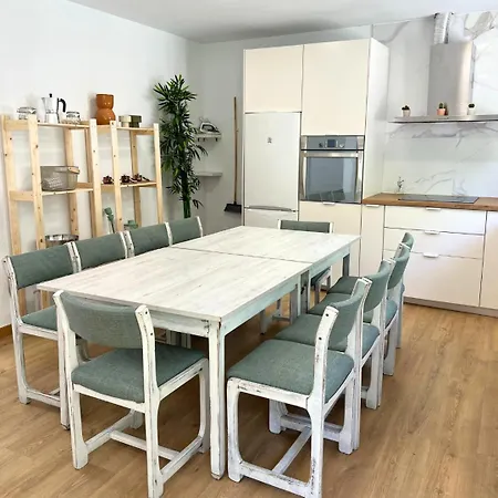 Casa Mantelas, En El Centro De